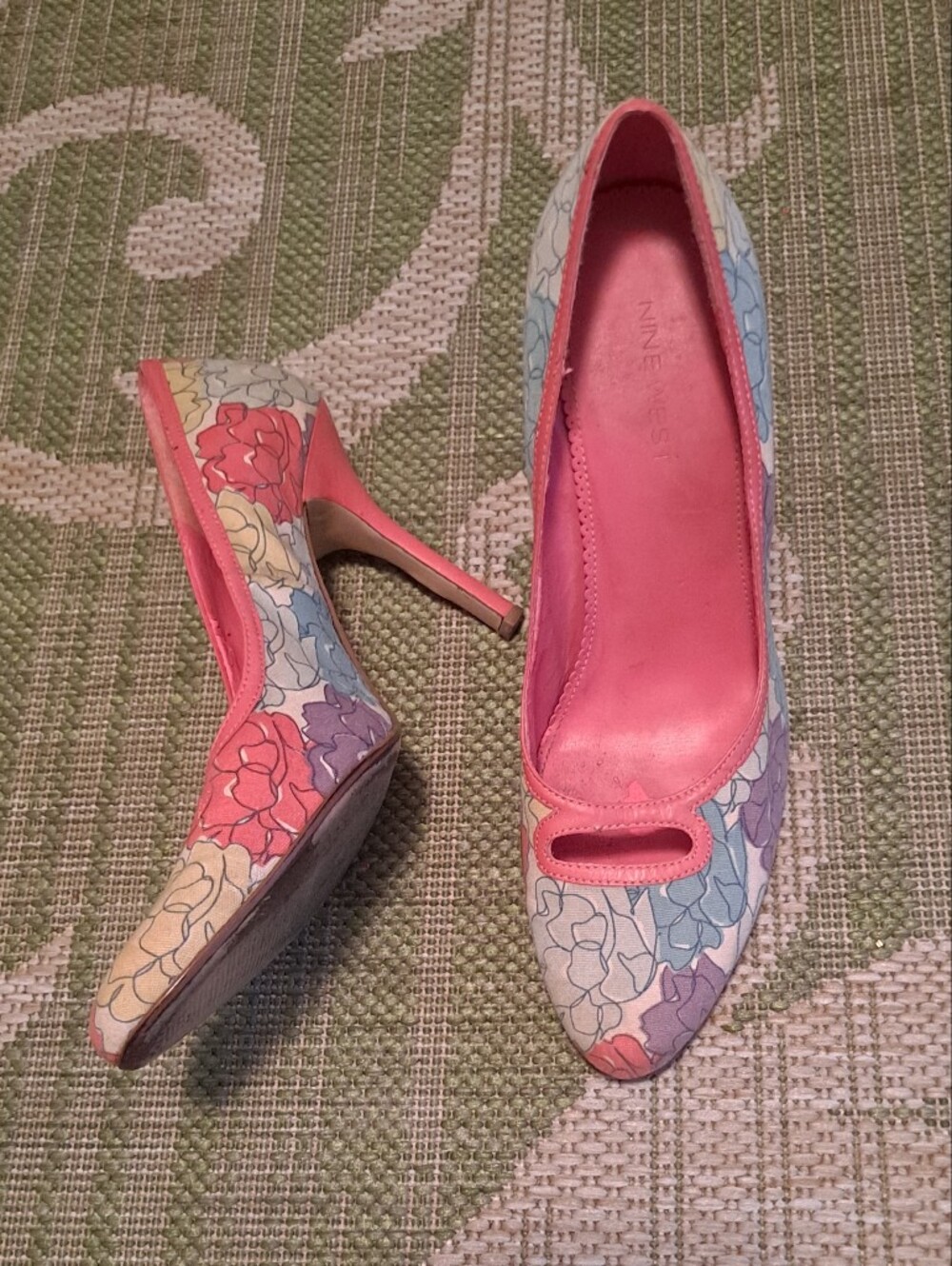 Vintage Nine West Pink Floral Heels